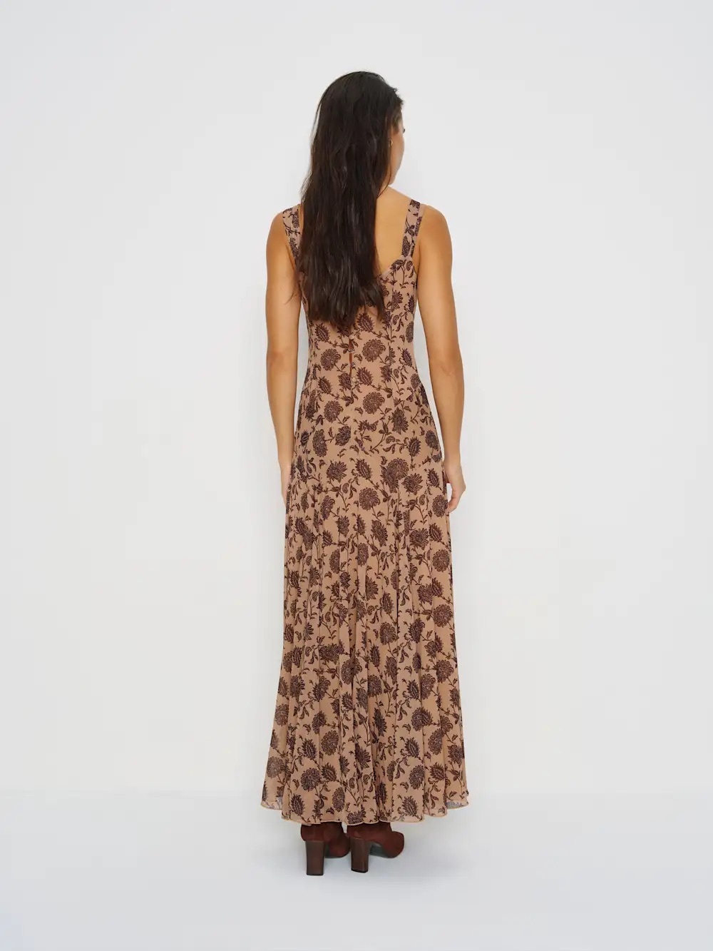 Reformation Narcissa Dress in Antique Mauve size 8 - Picture 2 of 4